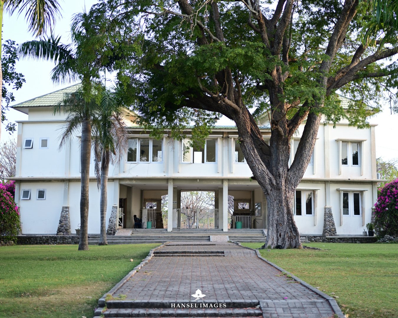Jasa foto Ai Loang, Sumbawa